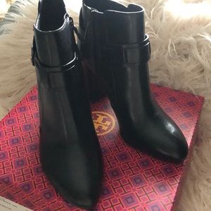 NEW In Box Tory Burch Colton Bootie / Black
